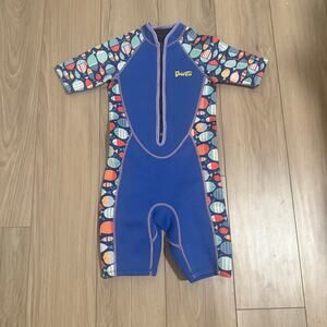 Goldfin Wetsuit Big Kids Sz: 26 L x 11.5 W inches